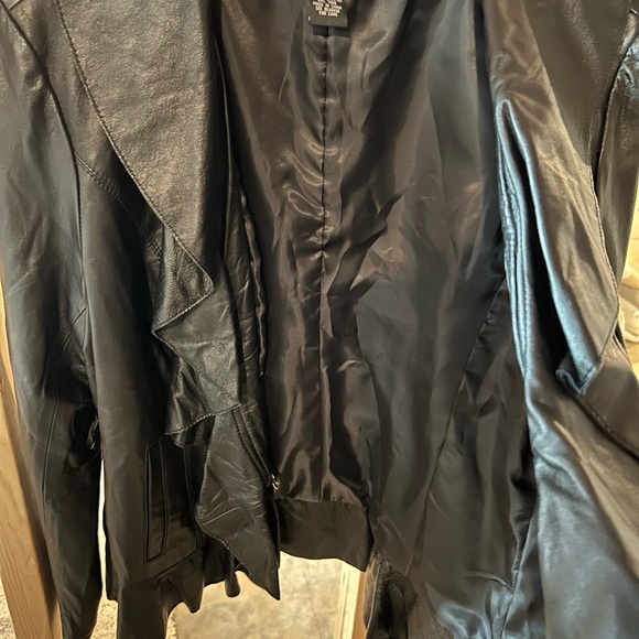 NEIMAN MARCUS 100% Soft Lamb Leather Jacket NWOT - Picture 3 of 9